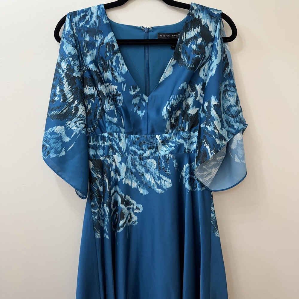 White House Black Market NWT Blue Floral Print Dress‎ 0 V Neck Handkerchief Hem